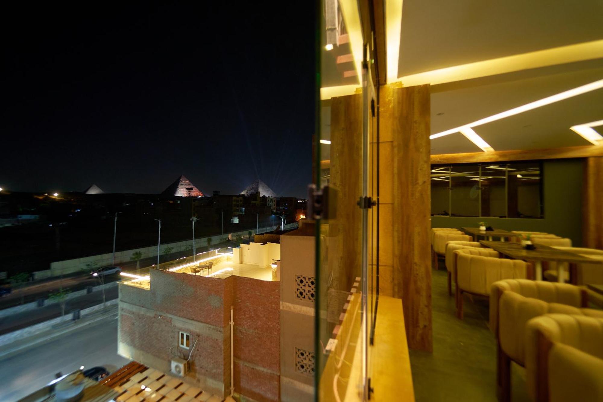 Crown Pyramids View Hotel Gíza Kültér fotó
